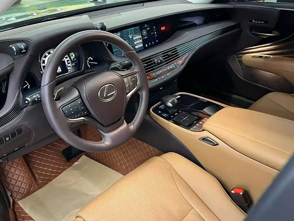 Lexus LS — миниатюра 4