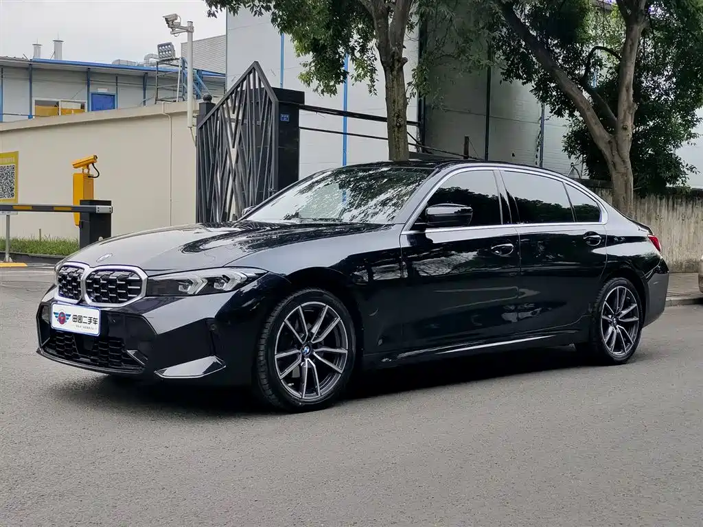 BMW 3 Series 2025