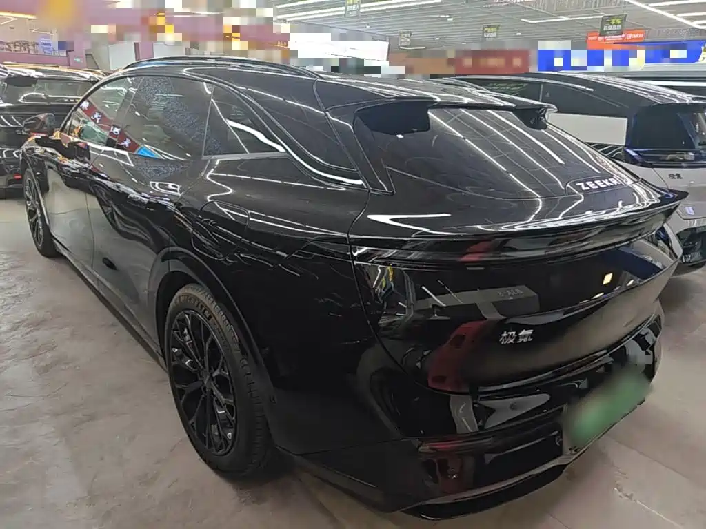 Zeekr 007GT — миниатюра 5
