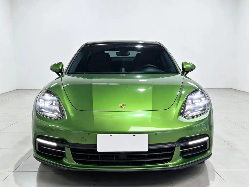Porsche Panamera — миниатюра 2