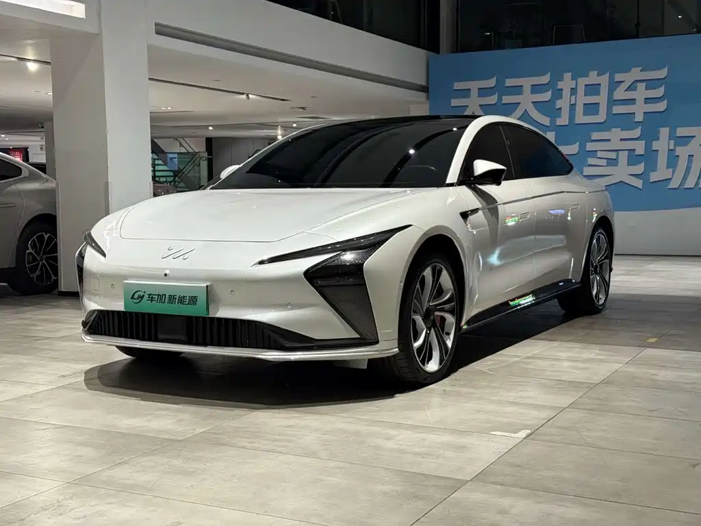 ZHIJI AUTOMOBILE ZHIJI L7