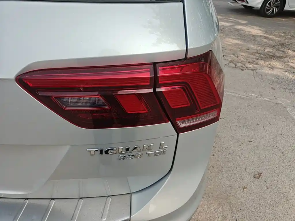 Volkswagen Tiguan L — миниатюра 8