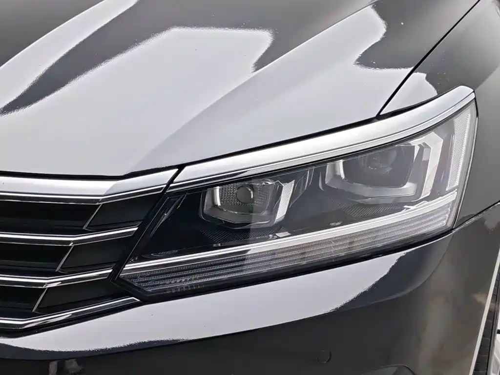 Volkswagen Passat 2017 330TSI DSG