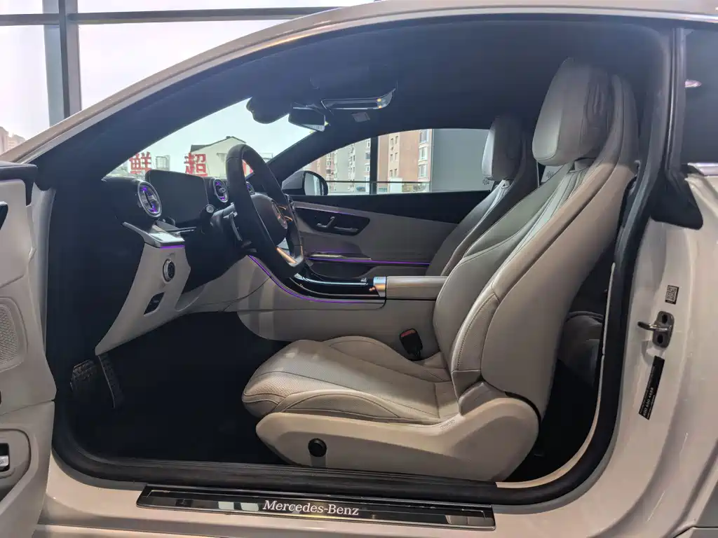 Mercedes-Benz CLE — миниатюра 10