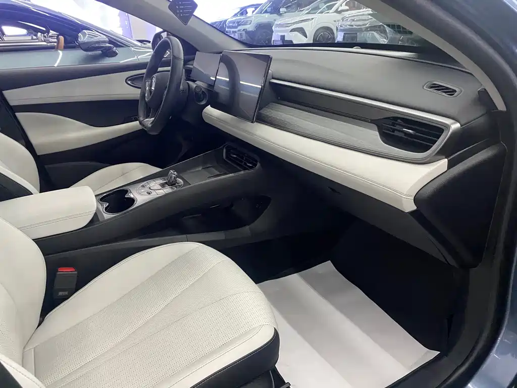 BYD Seal 05 DM-i — миниатюра 7