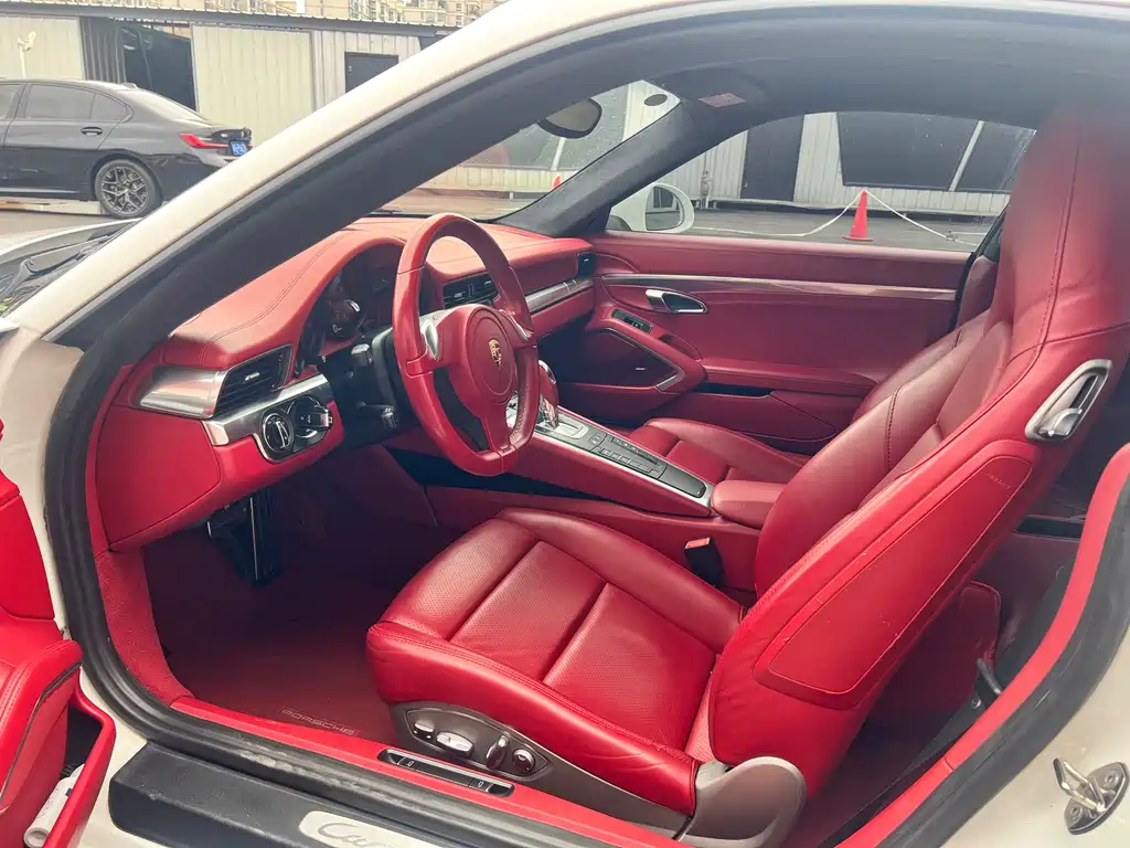 Porsche 911 2012 Carrera S 3.8L