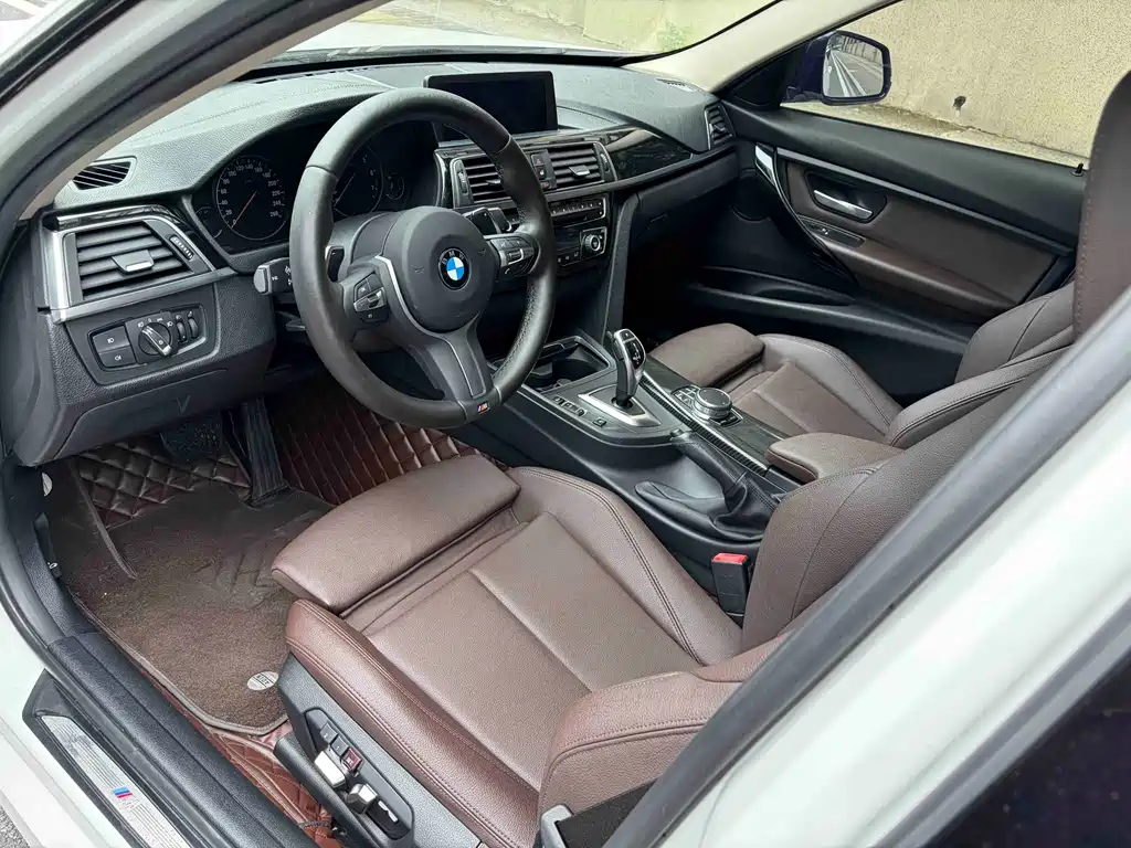 BMW 3 Series — миниатюра 7
