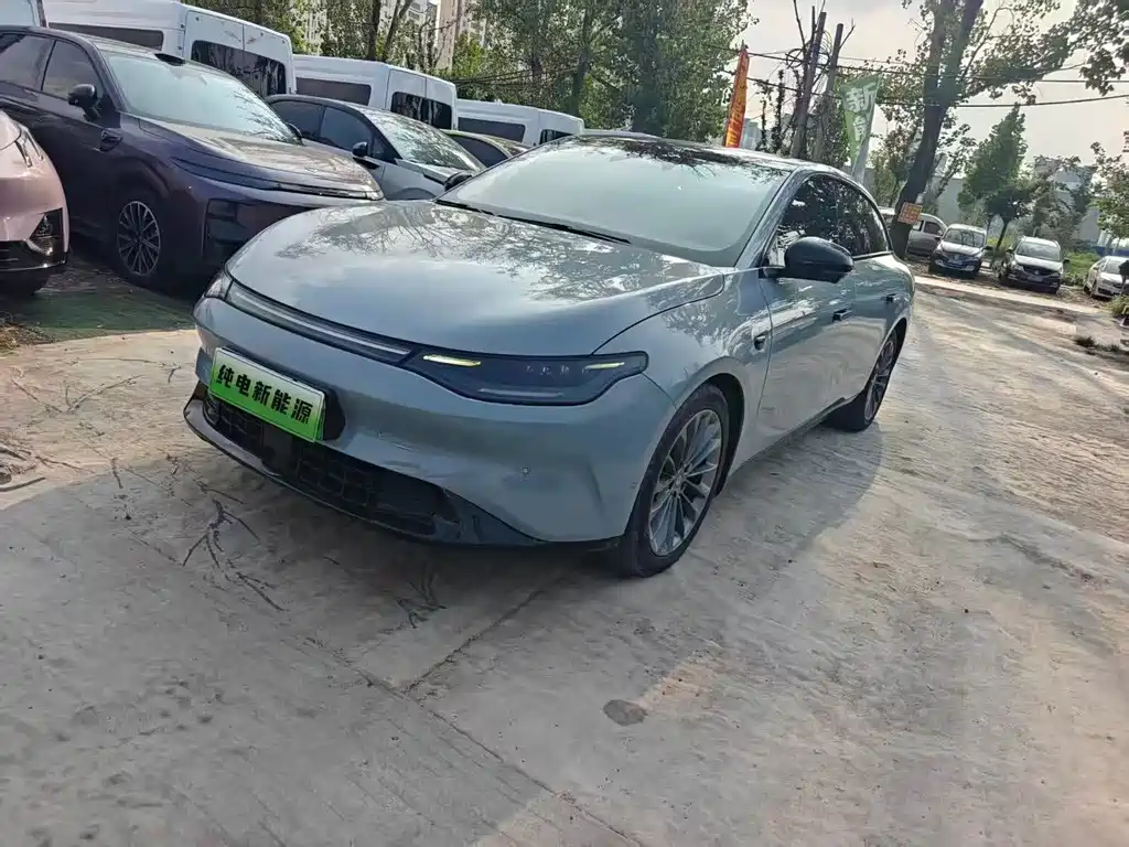 Leapmotor Leapmotor C01 — миниатюра 3