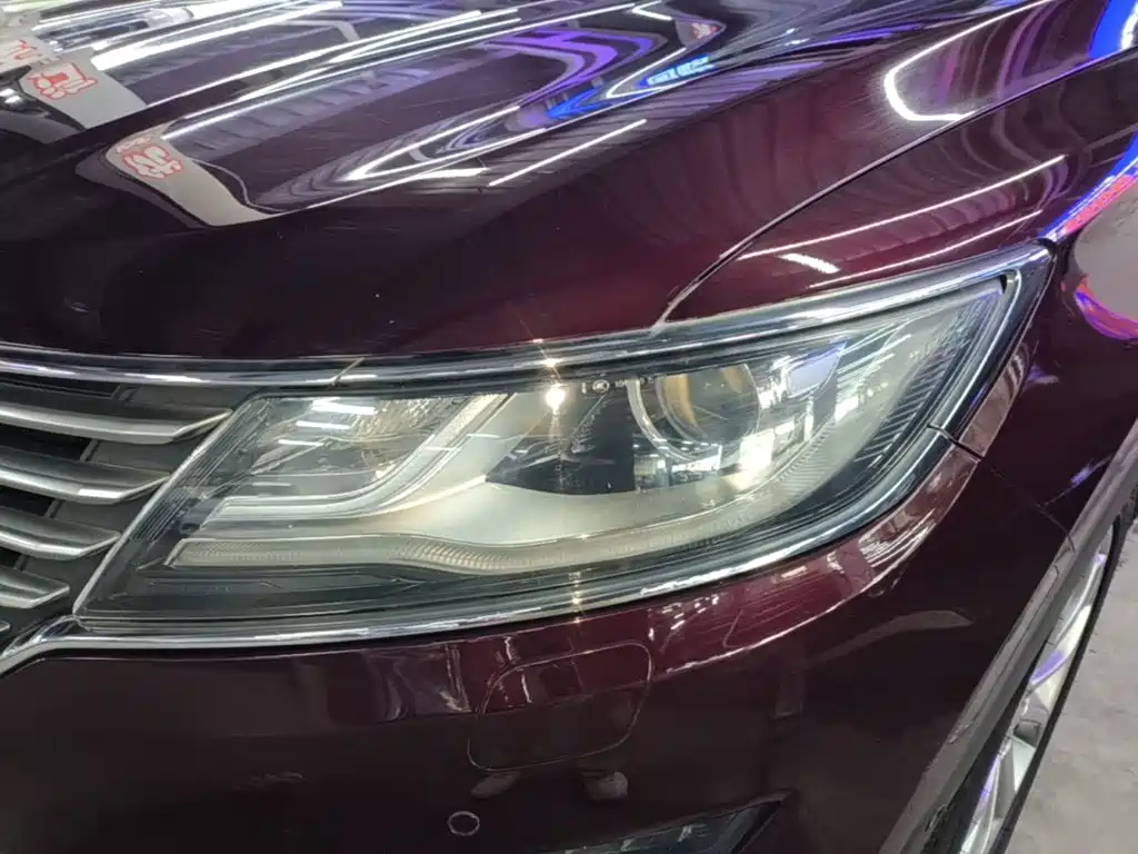 Lincoln MKC — миниатюра 24