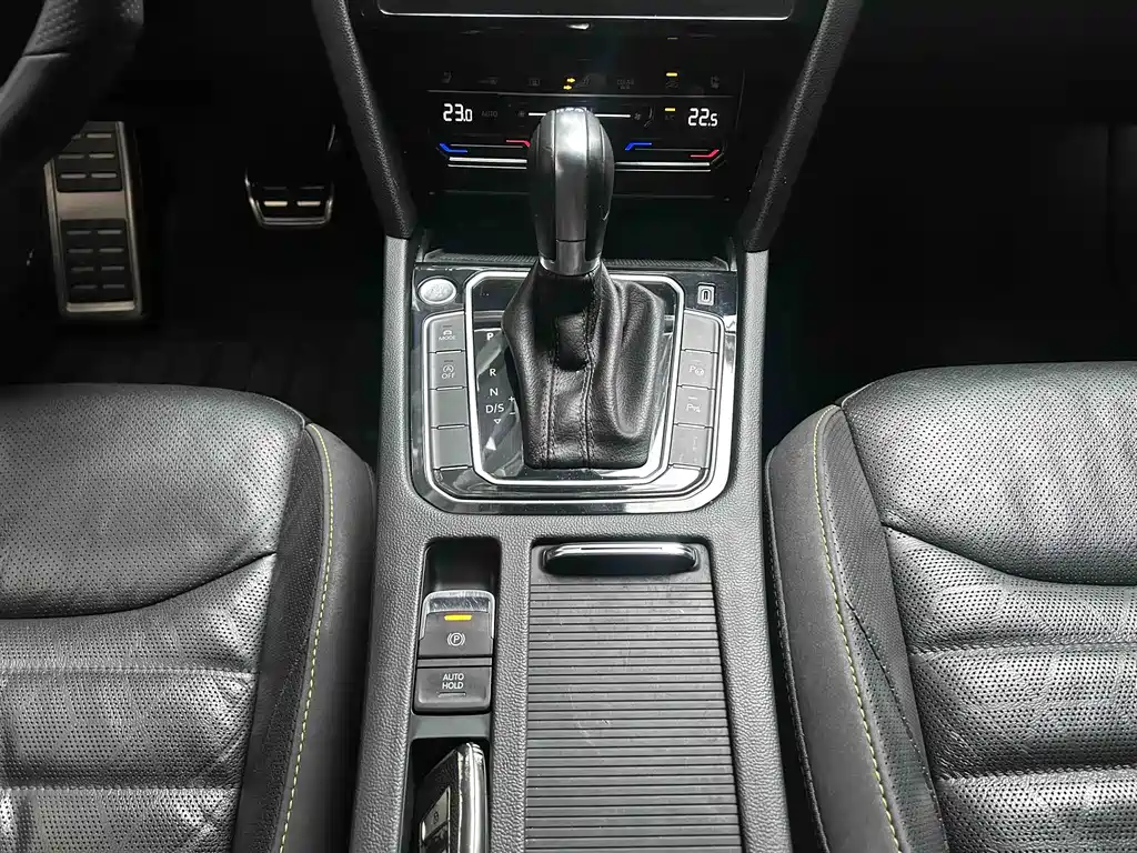 Volkswagen FAW - Passat CC CC 2021 380TSI