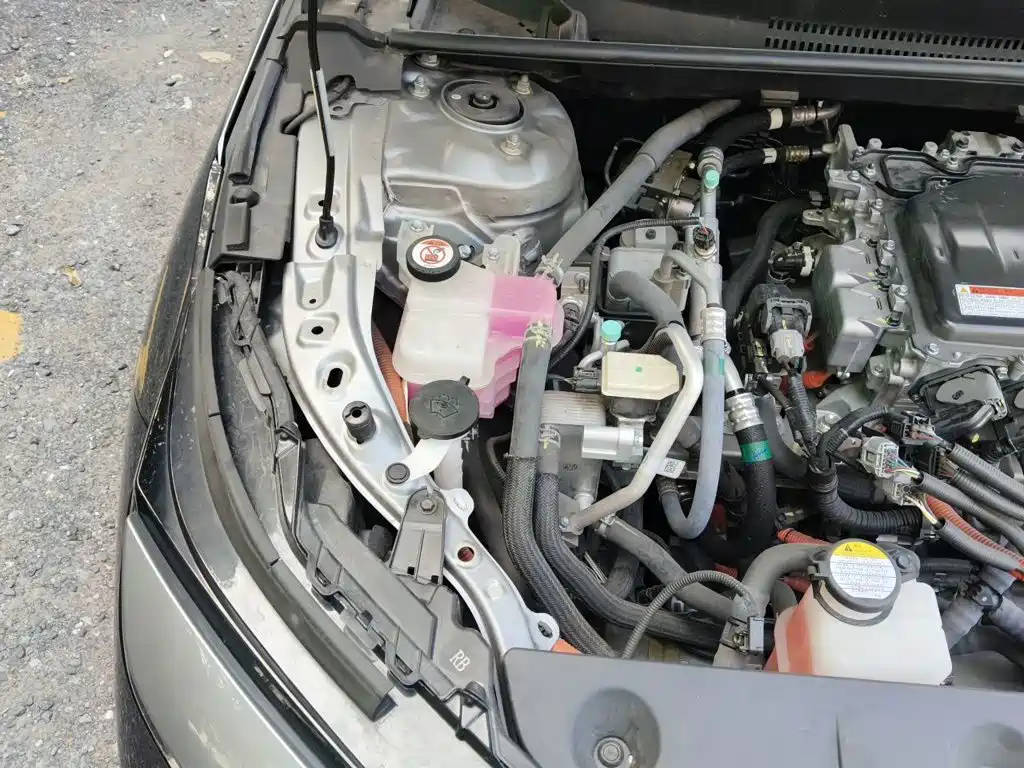 Toyota bZ4X — миниатюра 20