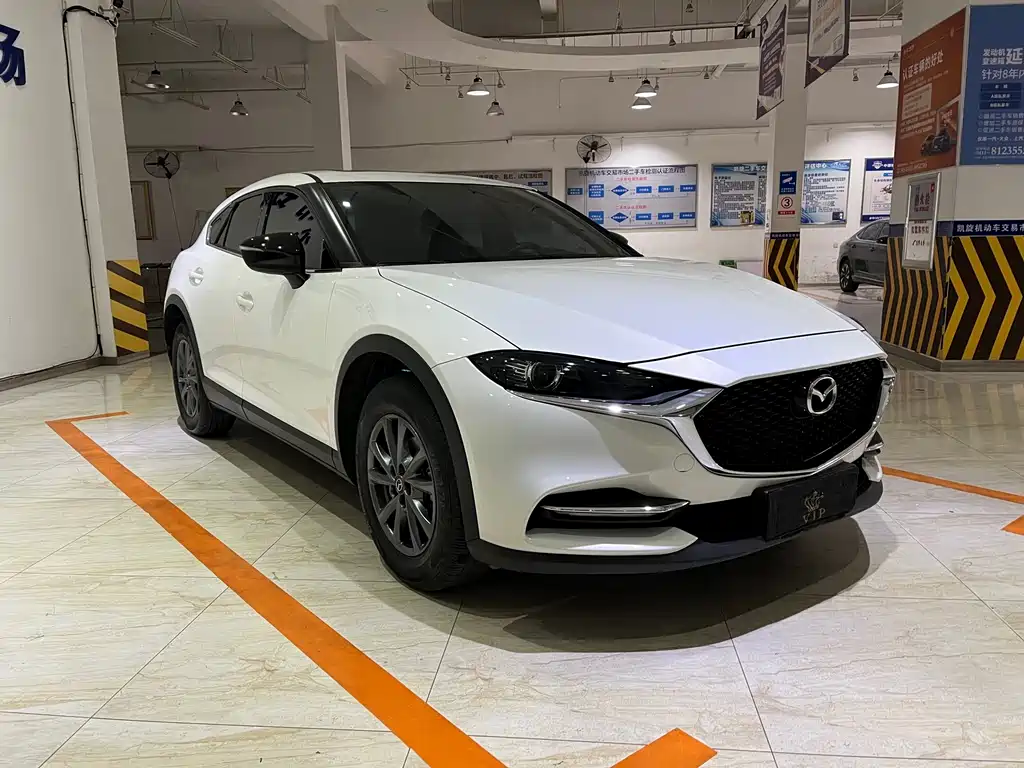 MAZDA CX 4
