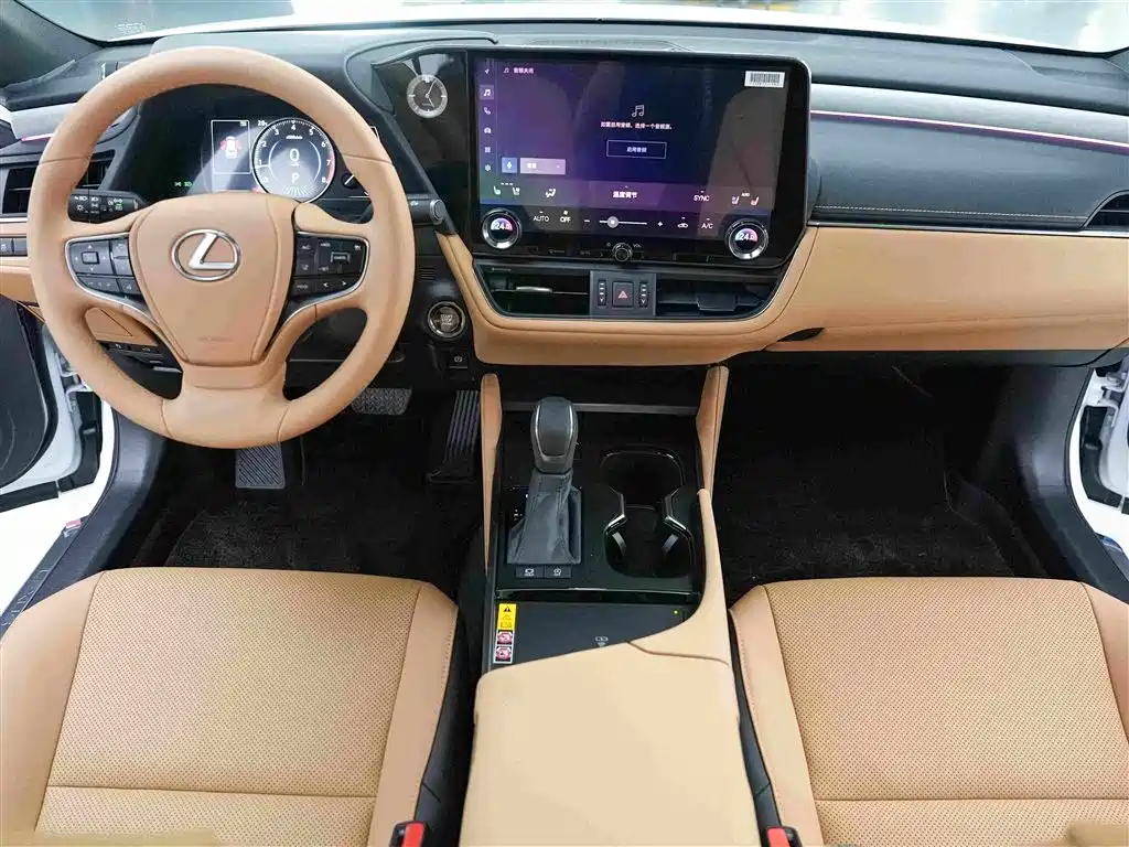 Lexus ES 2025 200 Premium