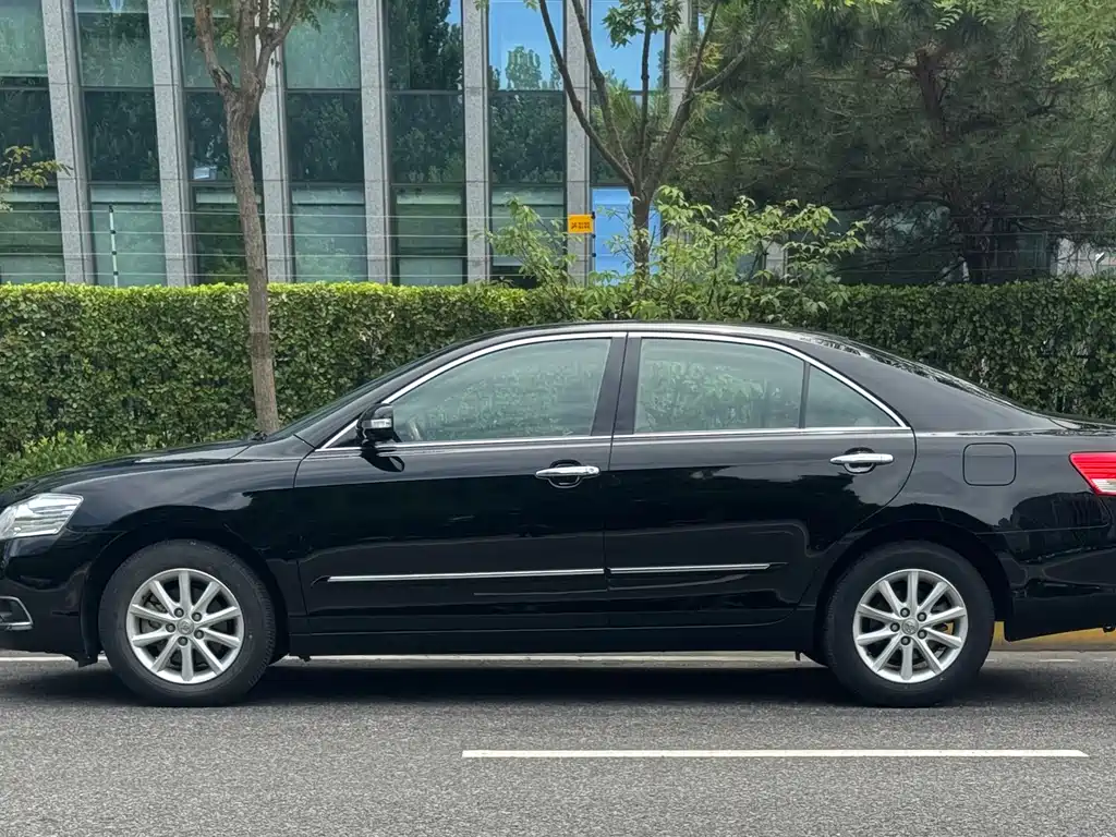 Toyota Camry 2011 200G