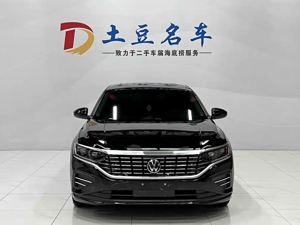 Volkswagen Passat 2023 280TSI