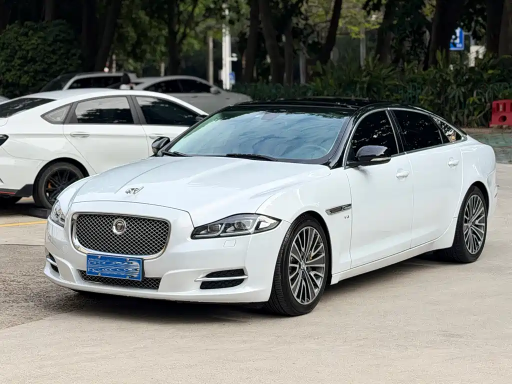 Jaguar XJ 2014