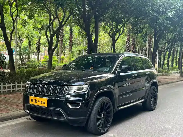JEEP GRAND CHEROKEE