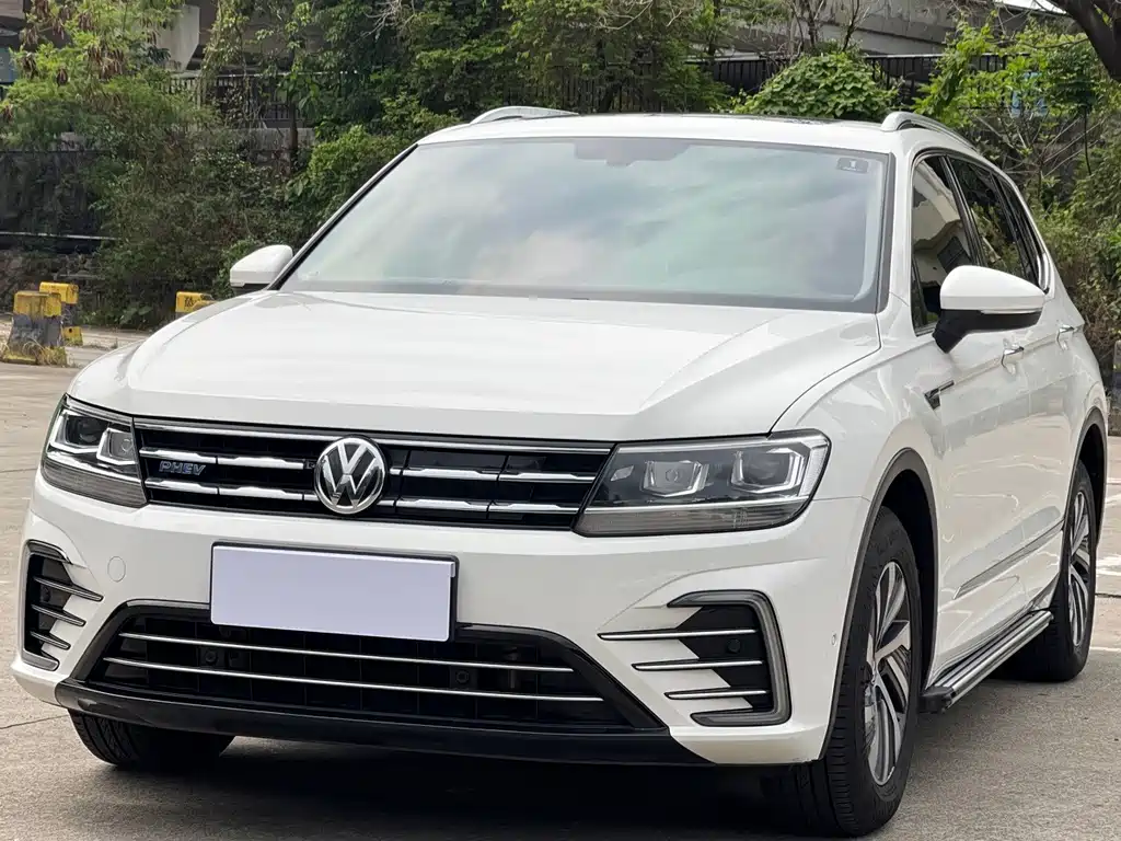 Volkswagen Tiguan L PHEV