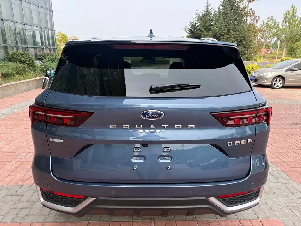 Ford Equator Sport — миниатюра 6