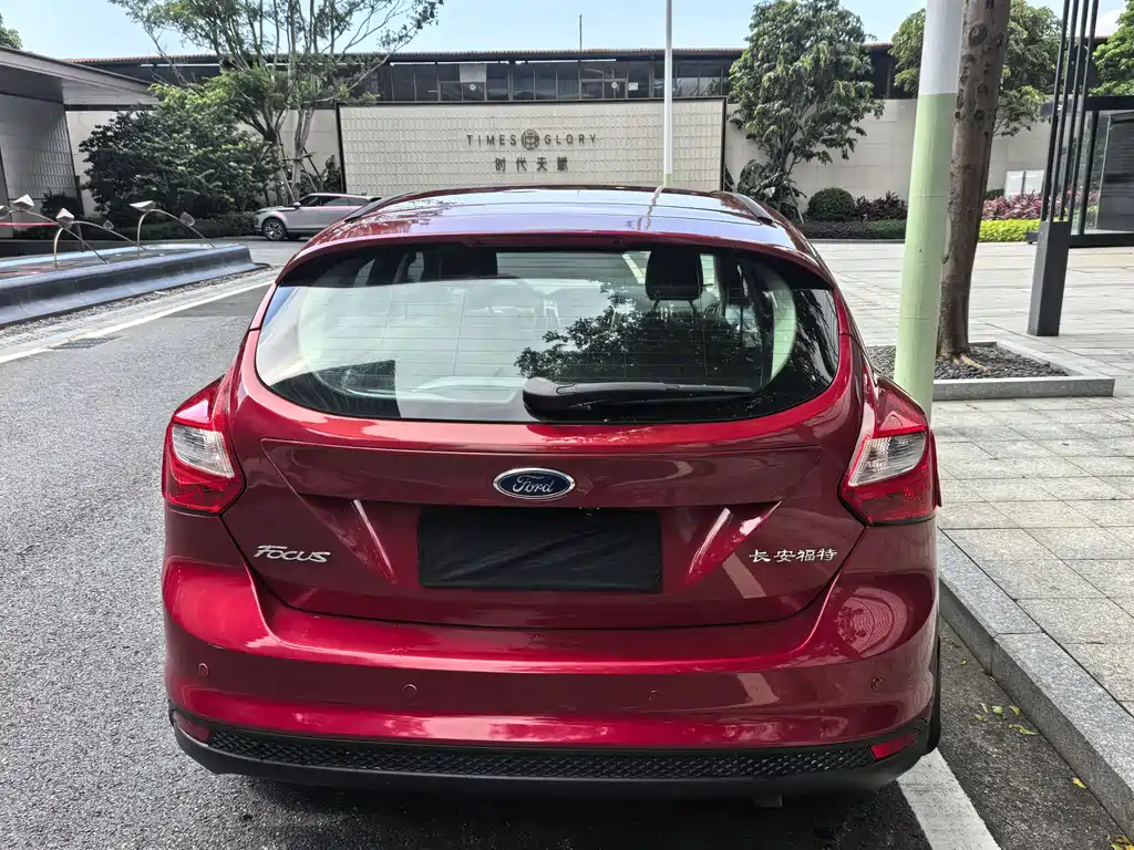 Ford Focus 2012 1.6L AT Comfort