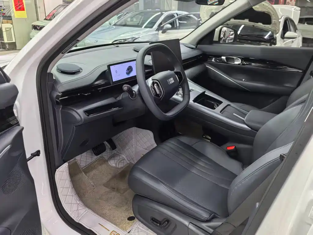 GEELY GALAXY GALAXY E5