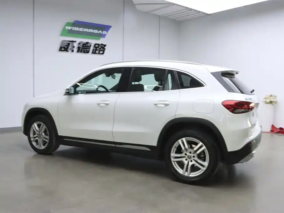 Mercedes-Benz GLA 2022 GLA 200