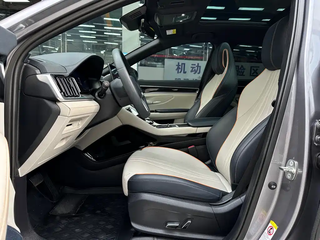 BYD Song Plus PLUS 2021 DM-i 110KM Flagship PLUS