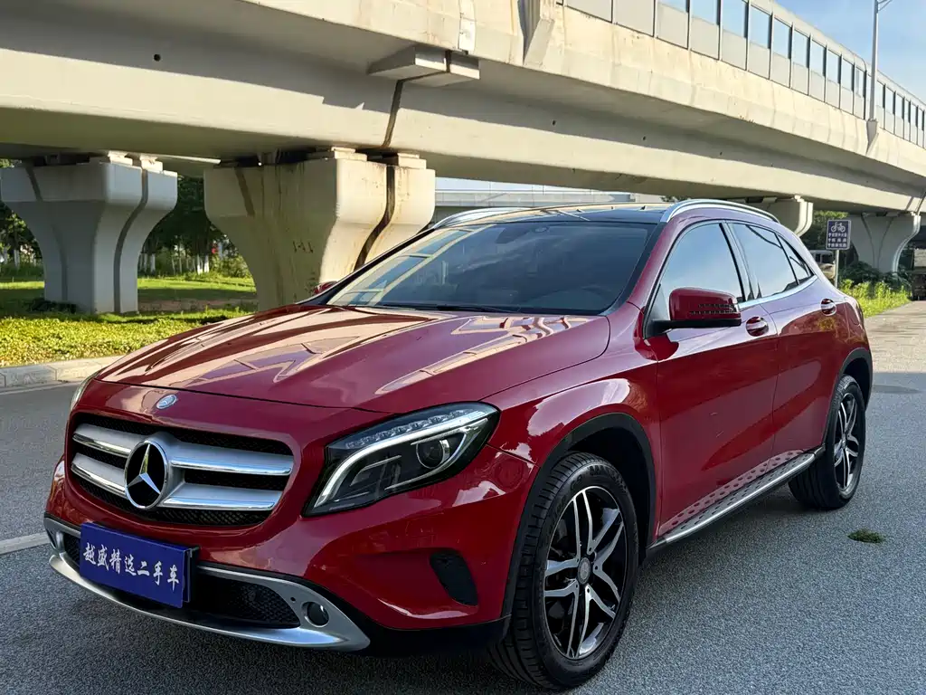 Mercedes-Benz GLA 2016