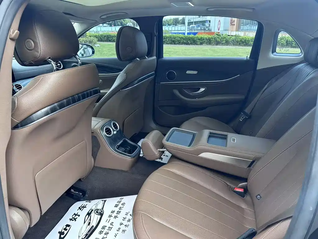 Mercedes-Benz E-Class E 2022 E 260 L