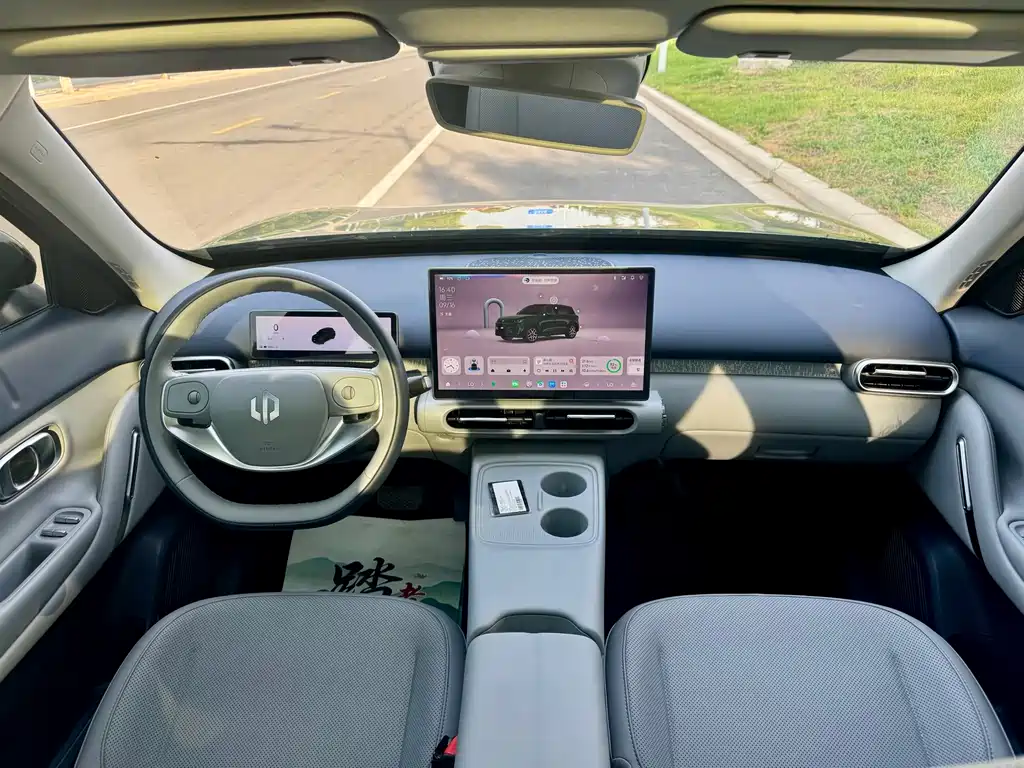 Leapmotor Leapmotor A10 — миниатюра 6