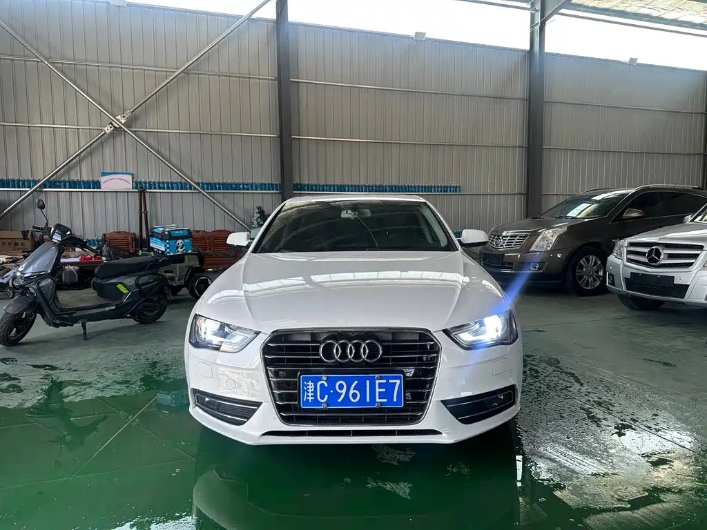 Audi A4L 2015 35 TFSI AT