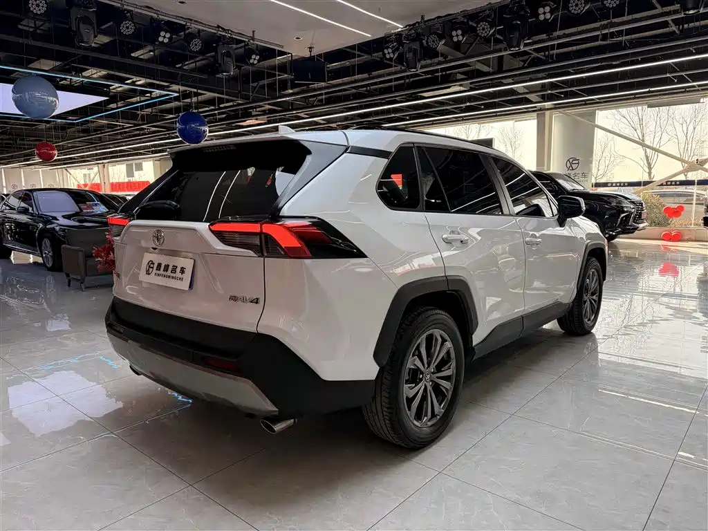 TOYOTA RAV4 RONGFANG