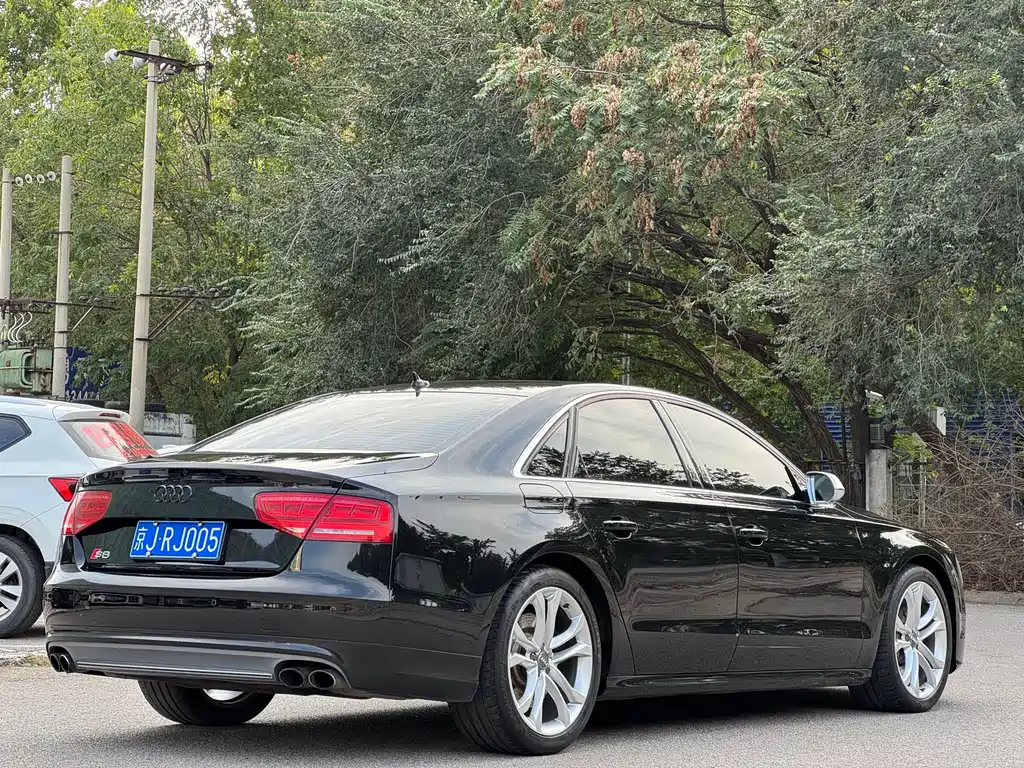 Audi S8 2013 S8 4.0TFSI quattro