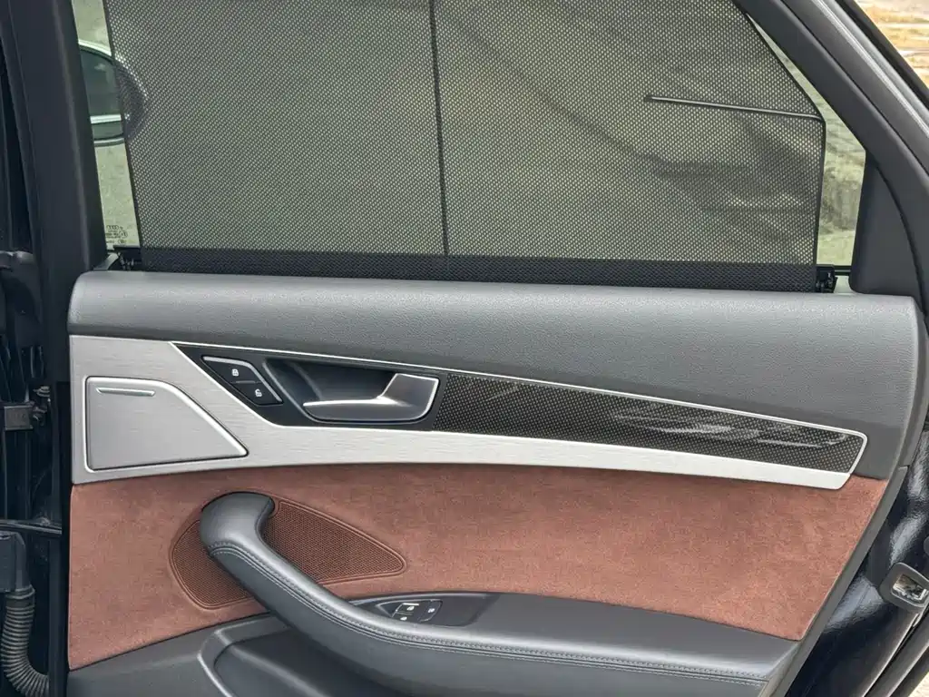 Audi S8 2013 S8 4.0TFSI quattro