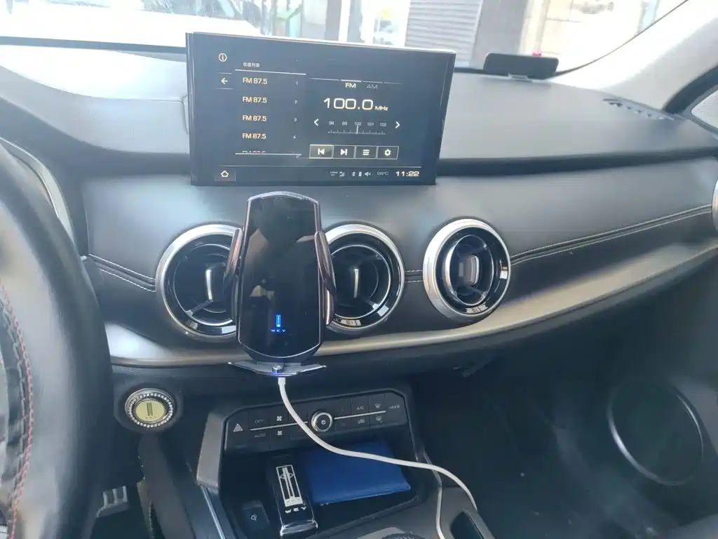 Wey Wey VV6 — миниатюра 15