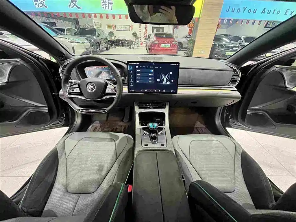 BYD Han — миниатюра 28