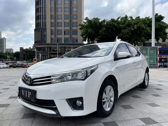 TOYOTA COROLLA 2017