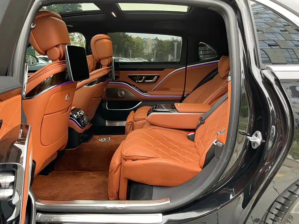 Mercedes-Benz S-Class — миниатюра 12