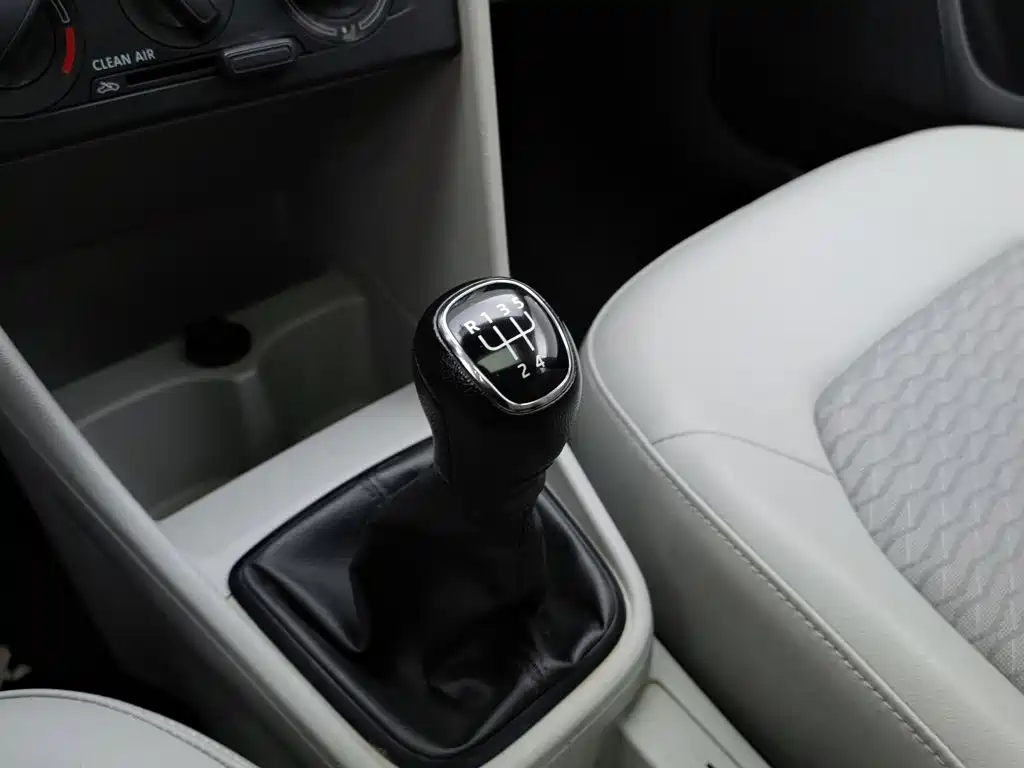 Skoda Rapid — миниатюра 13
