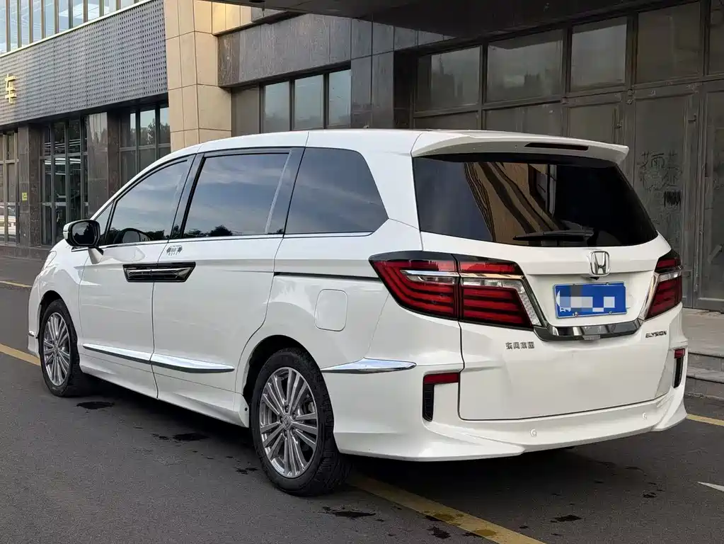 Honda Elysion 2016 2.4L