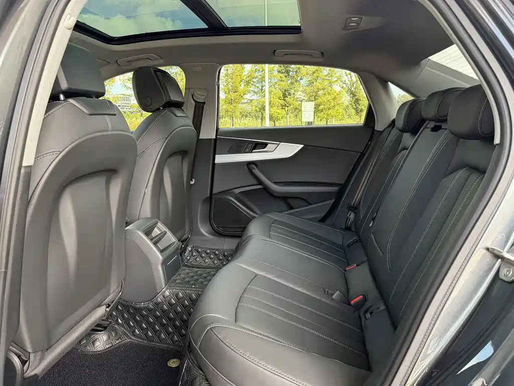 Audi A4L — миниатюра 10