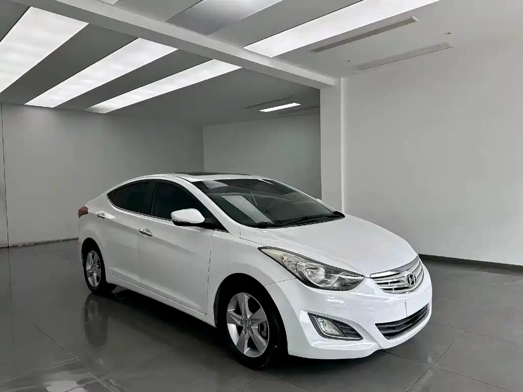 Hyundai Elantra Langdong — миниатюра 3