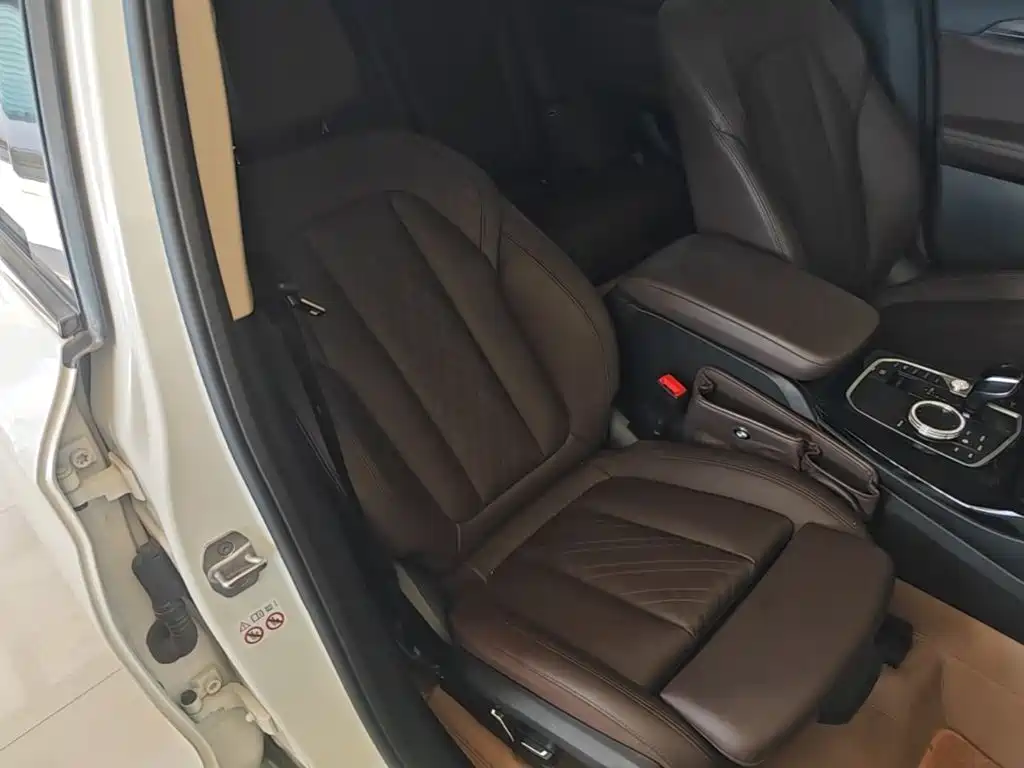 BMW X3 — миниатюра 25
