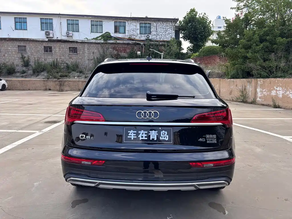 Audi Q5L 2022 40T Luxury