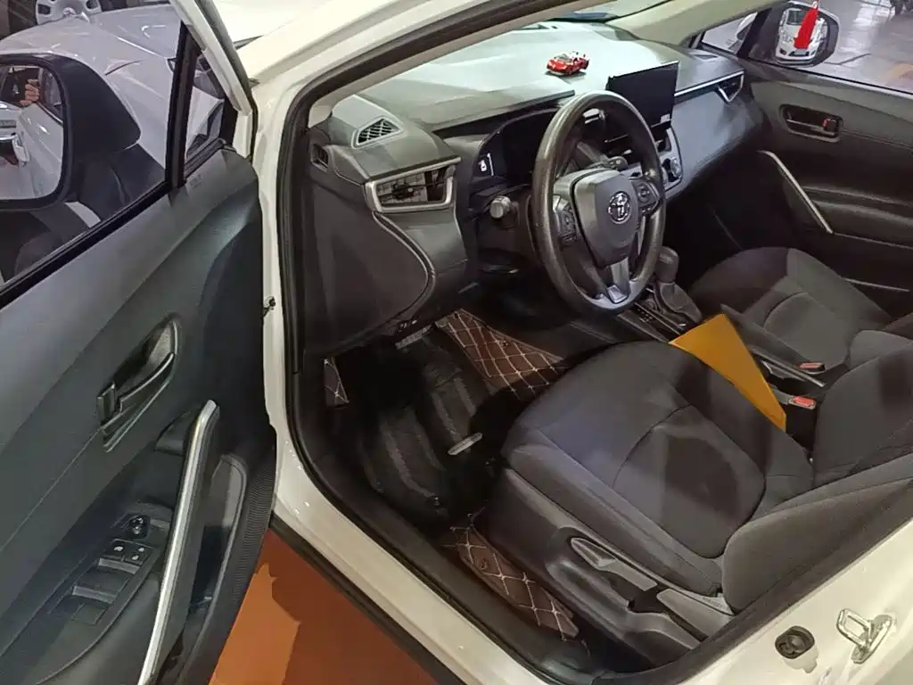 Toyota Corolla Cross — фотографии объявления, Фото 16
