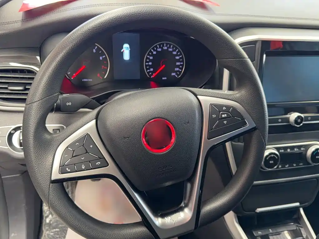 BYD MAX — миниатюра 13