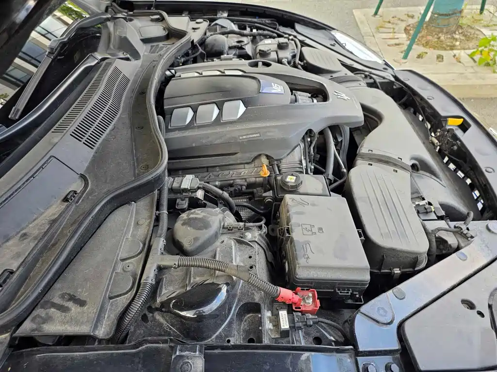 Maserati Quattroporte — миниатюра 17