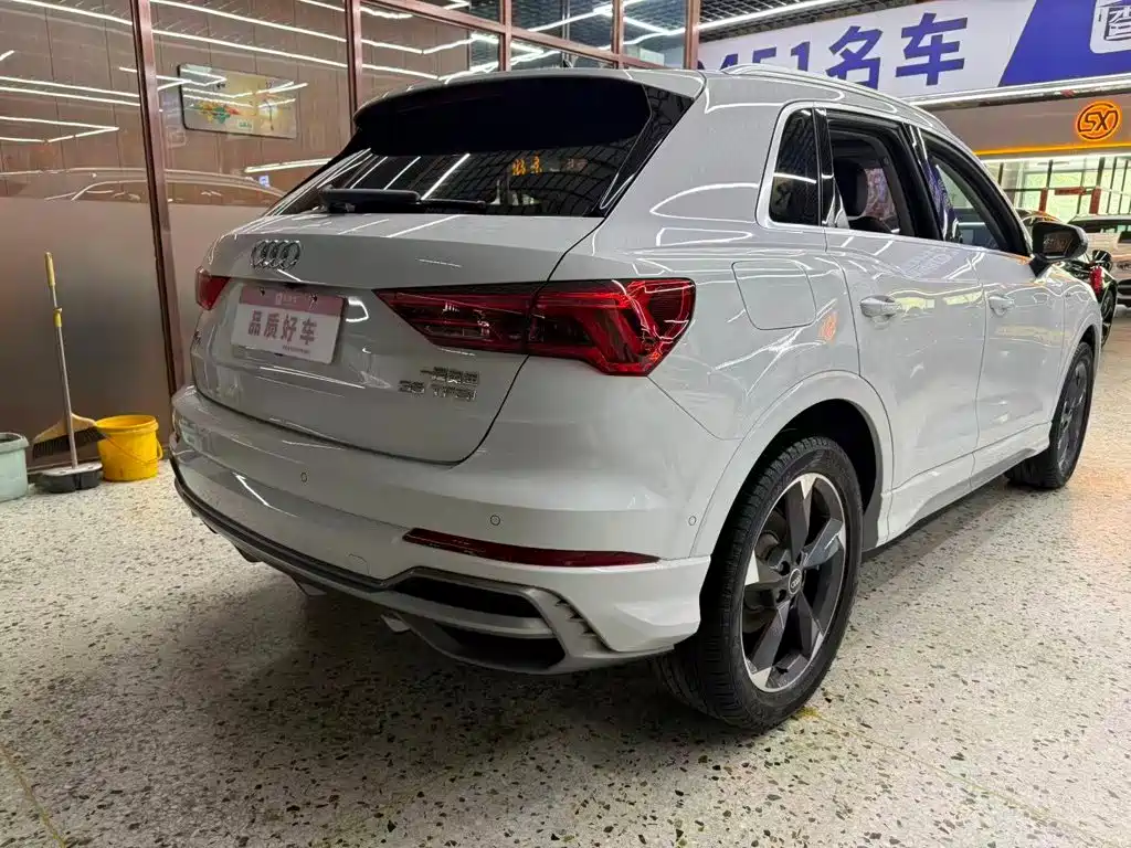 Audi Q3 — миниатюра 6