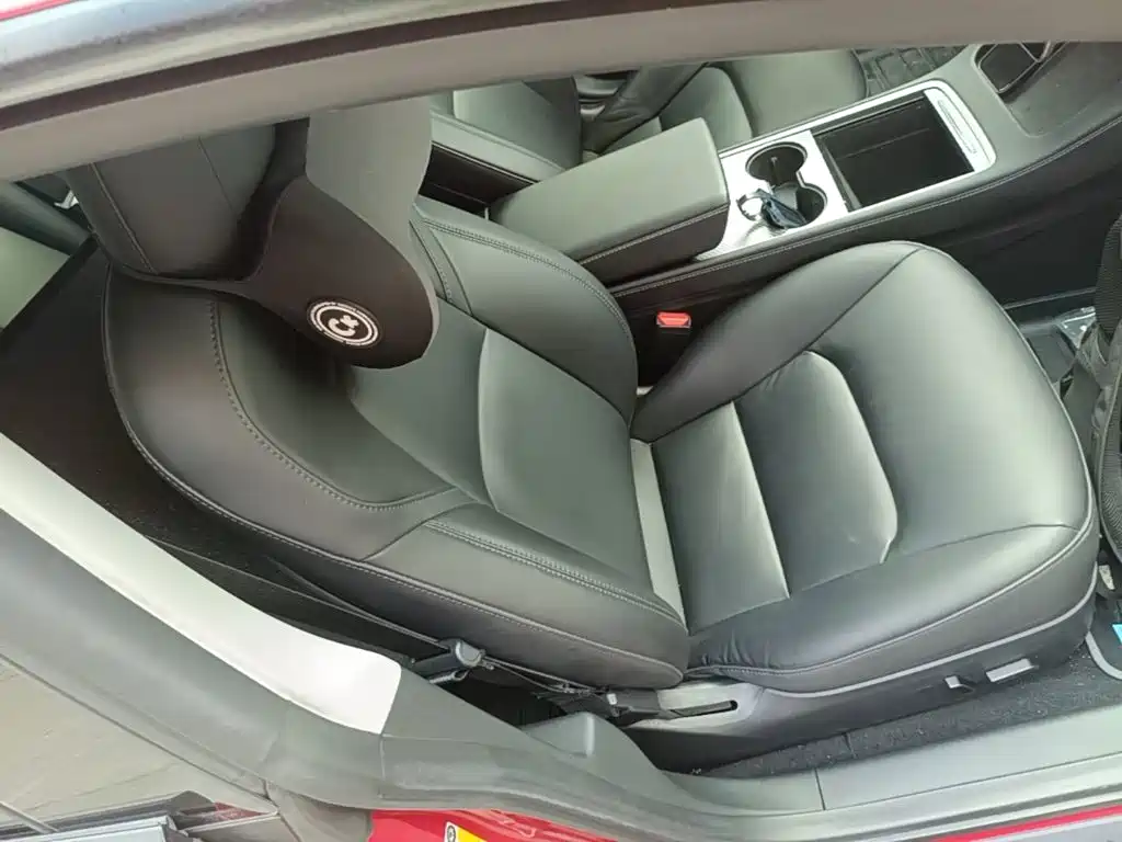 Tesla Model 3 — миниатюра 25