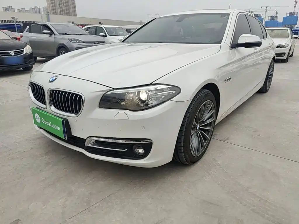 BMW 5 Series — миниатюра 2